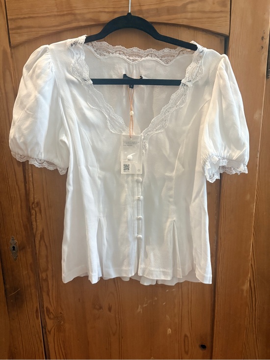 Quince Tops - Quince White Lace-Trim V-Neck Button Front Puff Sleeve Top